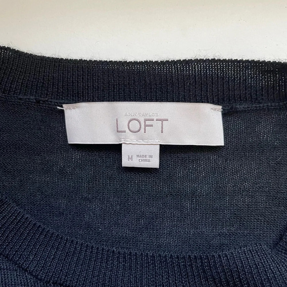 Ann Taylor LOFT Black & White Striped Sequin Shoulders Sweater Medium Women’s - Picture 9 of 11